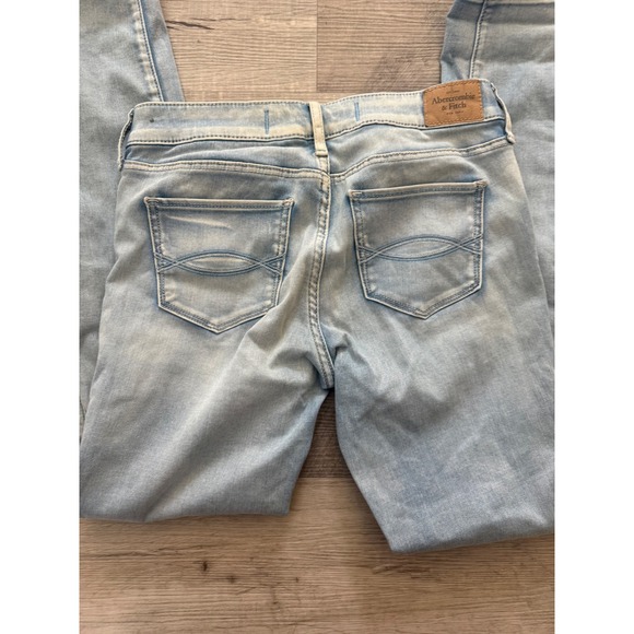 Abercrombie & Fitch y2k Skinny Jeans | Light Wash | Size 4R (W27 L29) - Picture 2 of 3